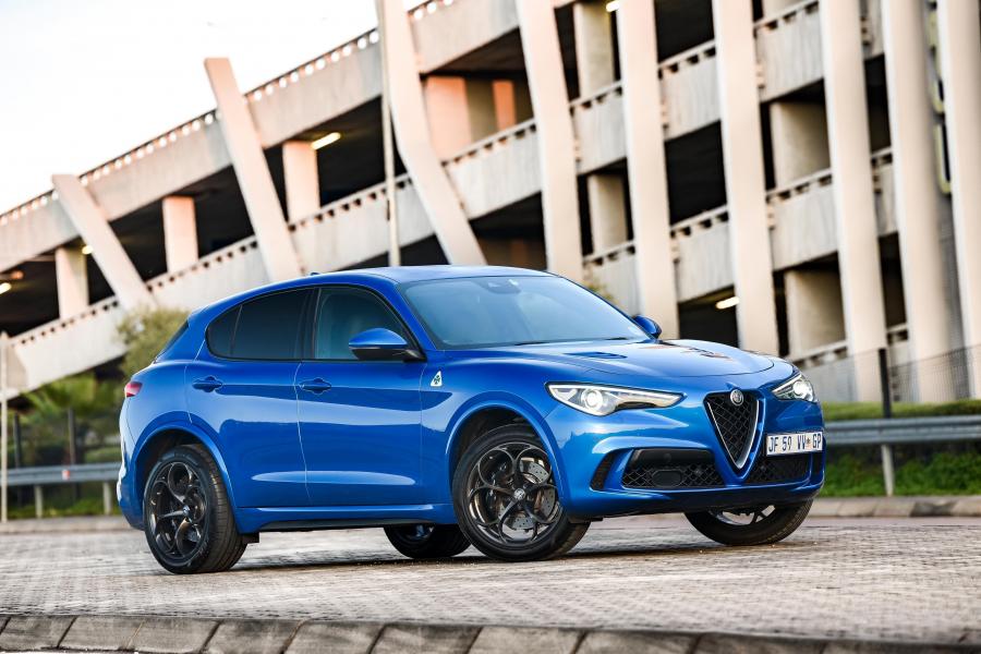  Alfa Romeo Stelvio Quadrifoglio (949) 2019 года  (ZA) (фото 10 из 42)